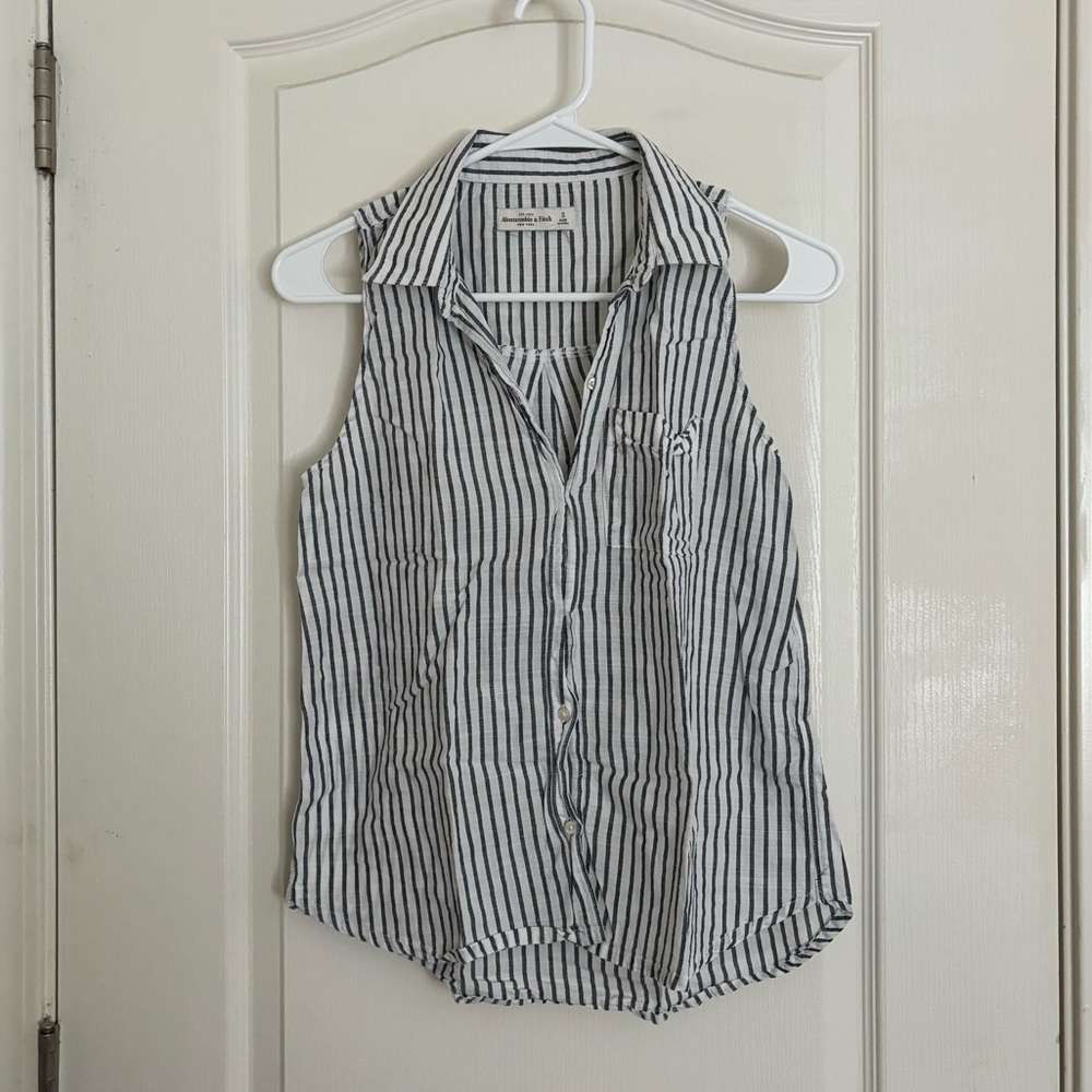American Eagle collar tank top